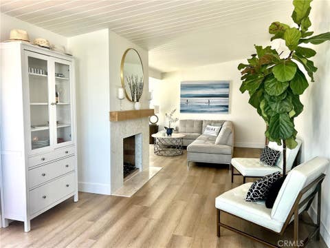 Featured picture for the property NP24173867