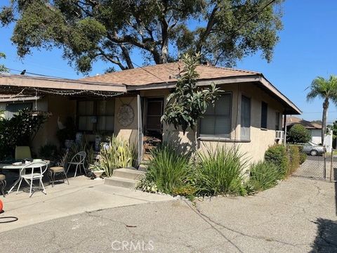 A home in El Monte