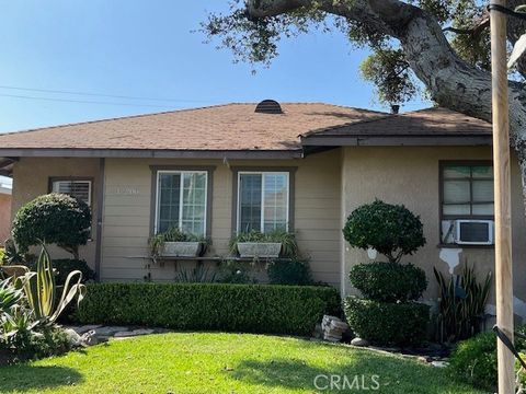 A home in El Monte