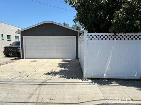405 E Louise Street