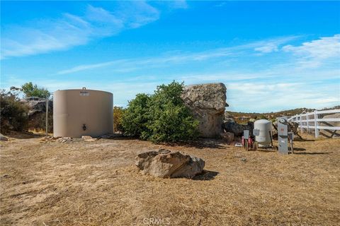 A home in Aguanga