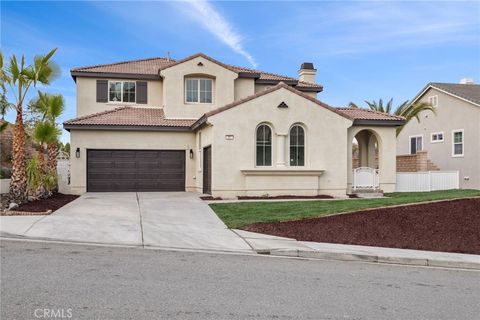 51 Volta Del Tintori Street Lake Elsinore CA 92532