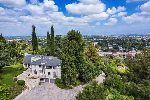 A home in Studio City