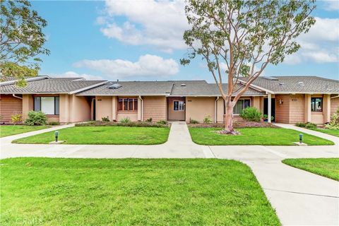 Featured picture for the property OC23109492