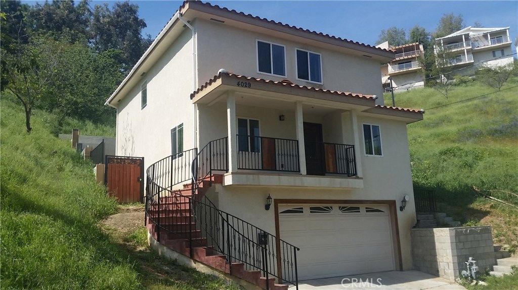 listing image 130720611640488865572