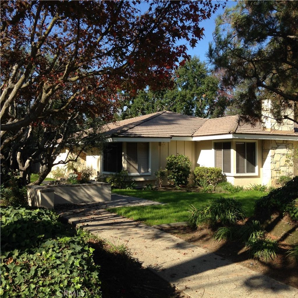 listing image 130727574523637764071