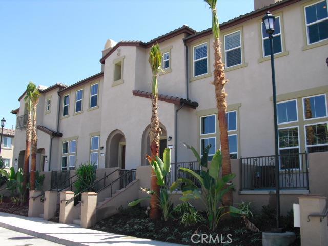 • Desirable "Founders Walk" Gated Community. • Open Floor Plan! Bright and Airy! • Living Room with High Ceiling. • Specious Kitchen with Granite Counter Tops, Center Island & Stainless Steel Appliances. • Refrigerator and Washer & Dryer Included (without warranty) • Master BR with Private Bath and Walk-in Closet. • All Bedrooms are at the Same Level. • 2 Car Garage with Direct Interior Access. • Community Pool, Spa, Club House, BBQ Area & Play Ground. • Direct Access to Metrolink from the Community • Close to Fwys & Shopping.
(Tenant occupied. Photos were taken couple of years ago before this tenant moved in.)