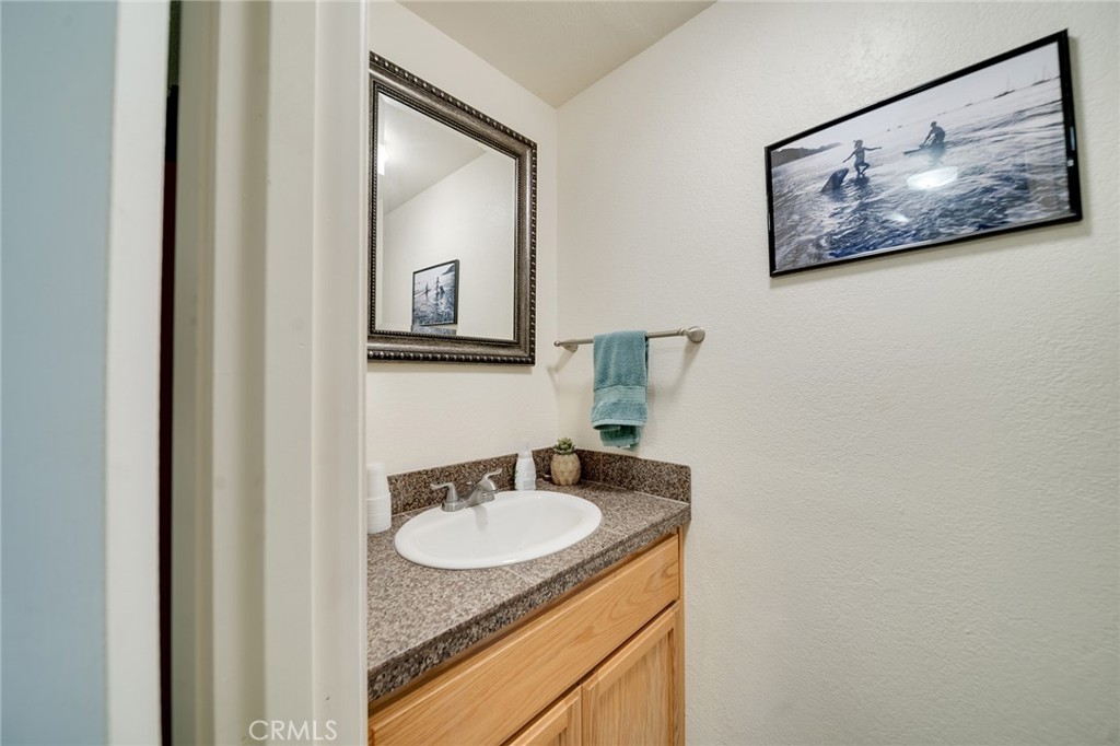 Photo 11 of 28 of 1265 Parque Drive condo
