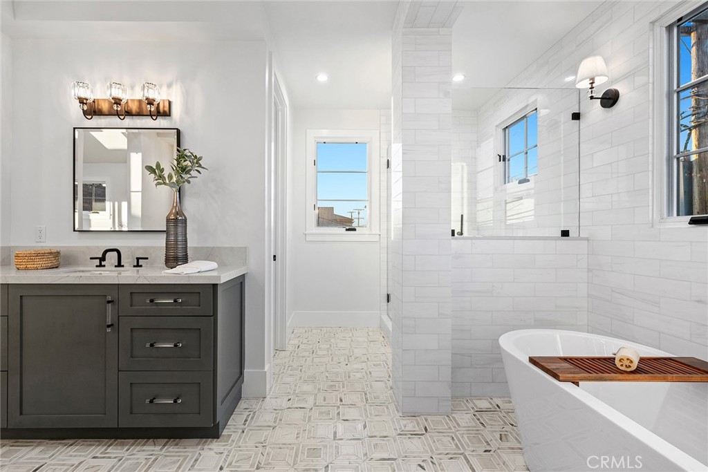 Balboa Island - Main Island (BALM) - Residential