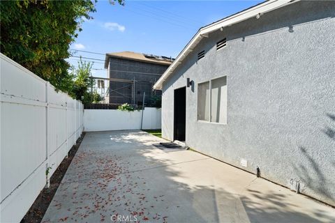 A home in Reseda