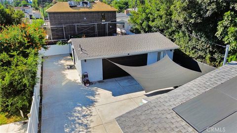 A home in Reseda