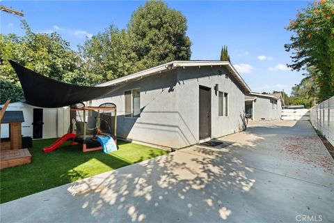 A home in Reseda