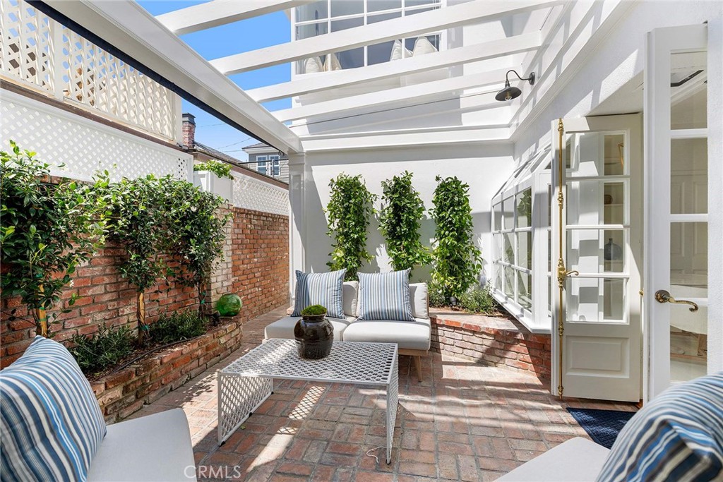 Balboa Island - Main Island (BALM) - Residential