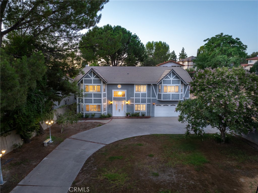 Photo 3 of 34 of 21221 Mulholland Drive house