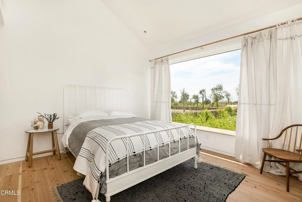 Ojai, California 93023, United States, 5 Bedrooms Bedrooms, ,5 BathroomsBathrooms,Residential,Active,108522