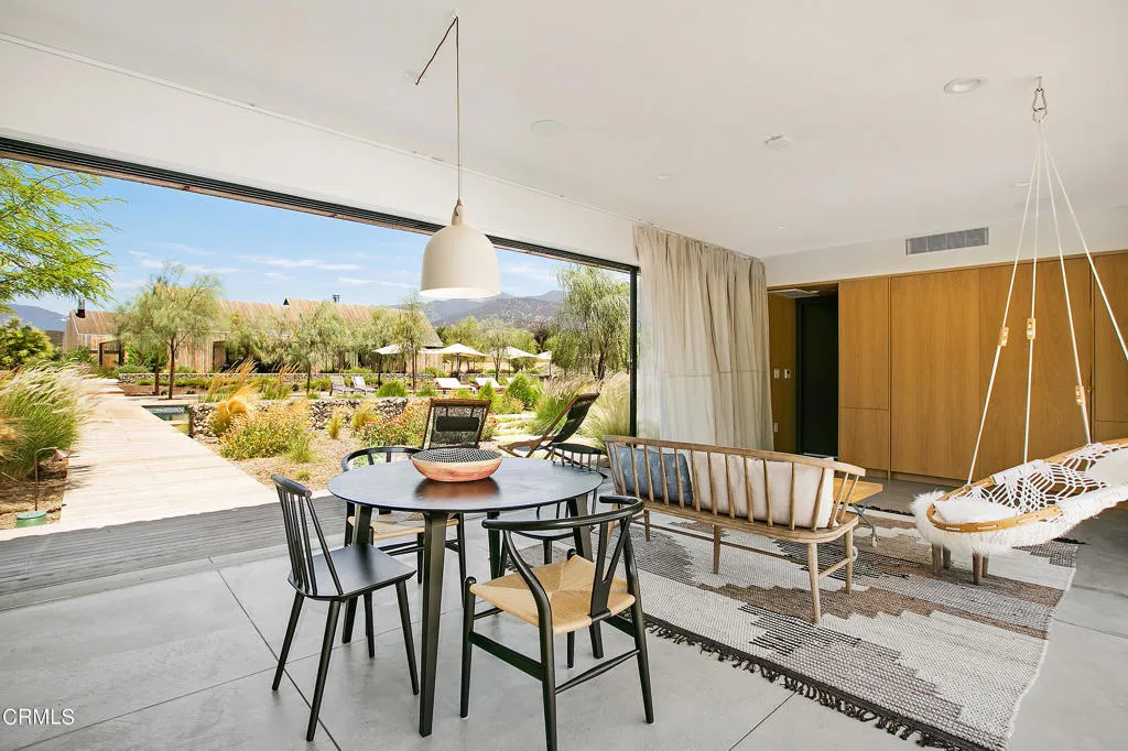 Ojai, California 93023, United States, 5 Bedrooms Bedrooms, ,5 BathroomsBathrooms,Residential,Active,108522