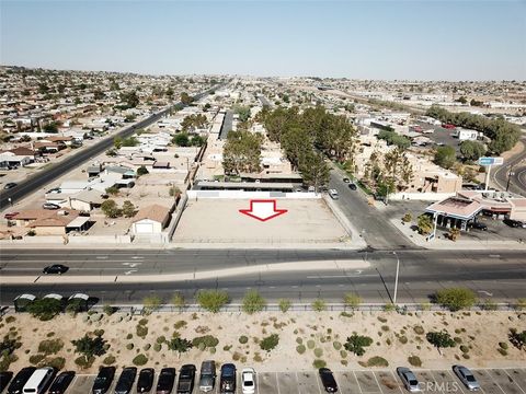 Photo of 200 Montara Road, Barstow, CA 92311 (MLS # HD22083713)