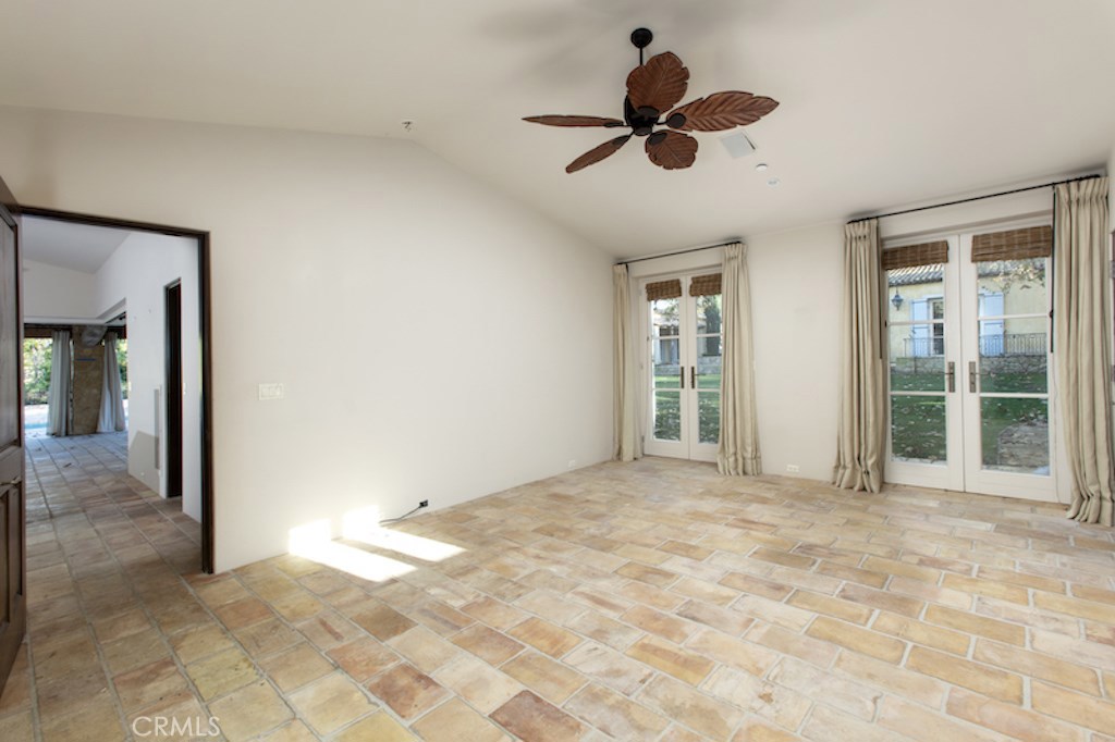 Shady Canyon Custom (SHDC) - Residential