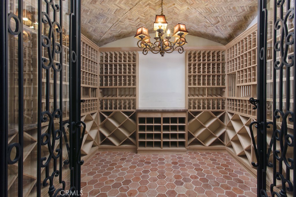 Shady Canyon Custom (SHDC) - Residential