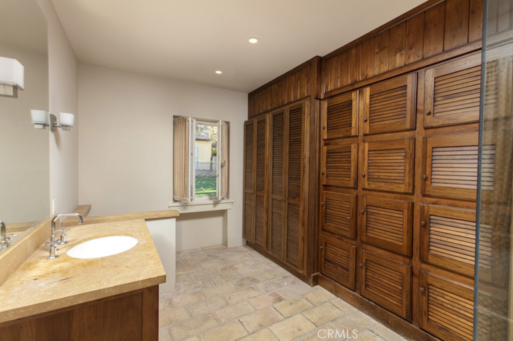 Shady Canyon Custom (SHDC) - Residential