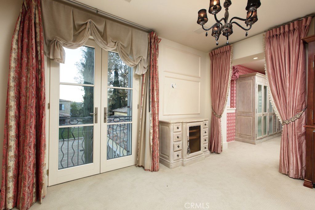 Shady Canyon Custom (SHDC) - Residential