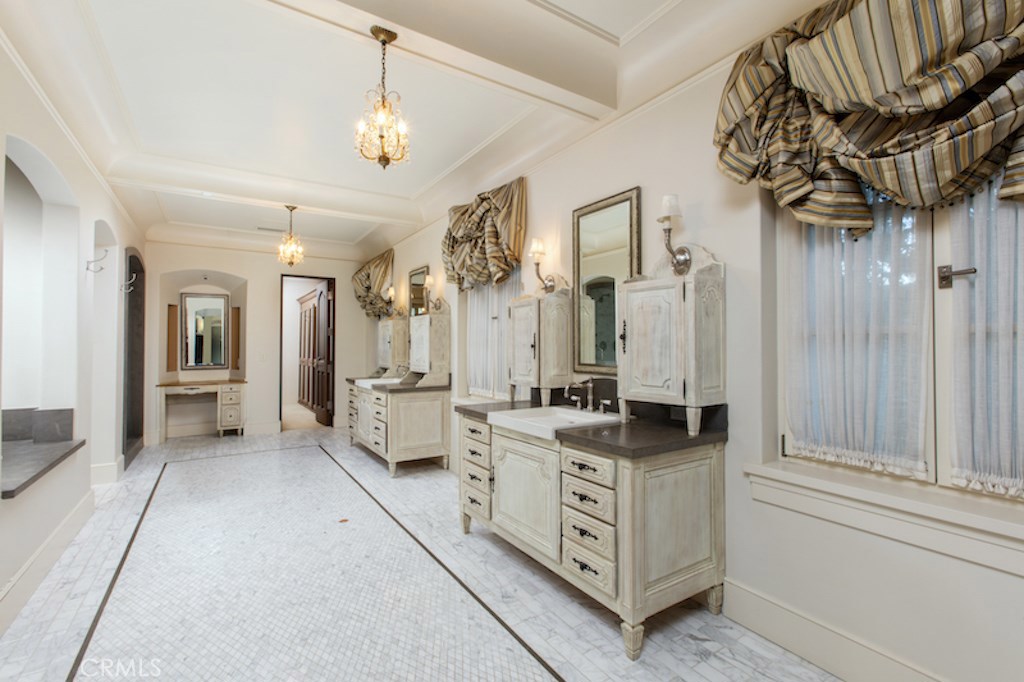 Shady Canyon Custom (SHDC) - Residential