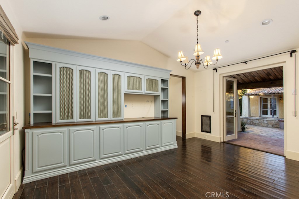 Shady Canyon Custom (SHDC) - Residential