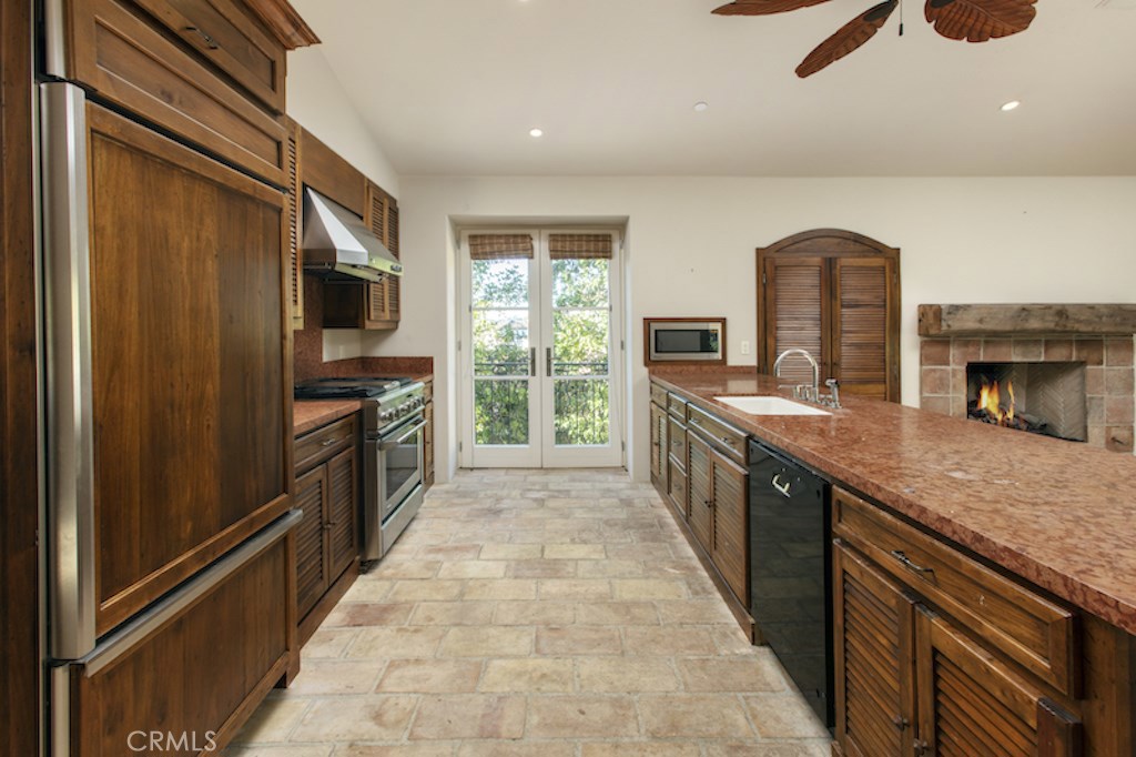 Shady Canyon Custom (SHDC) - Residential