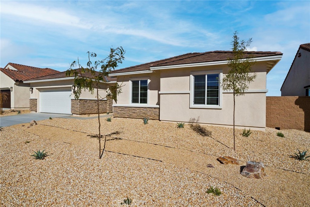 11184 Mesa Linda Street