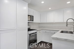 Photo 8 of 11 of 9737 Charnock Avenue 14 condo