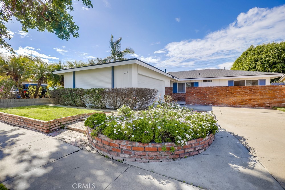 229 Harvard Lane