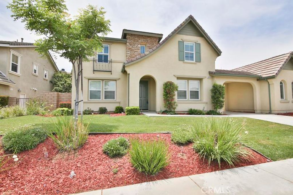 listing image 130720532689109393593