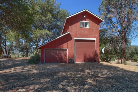 A home in Oakhurst