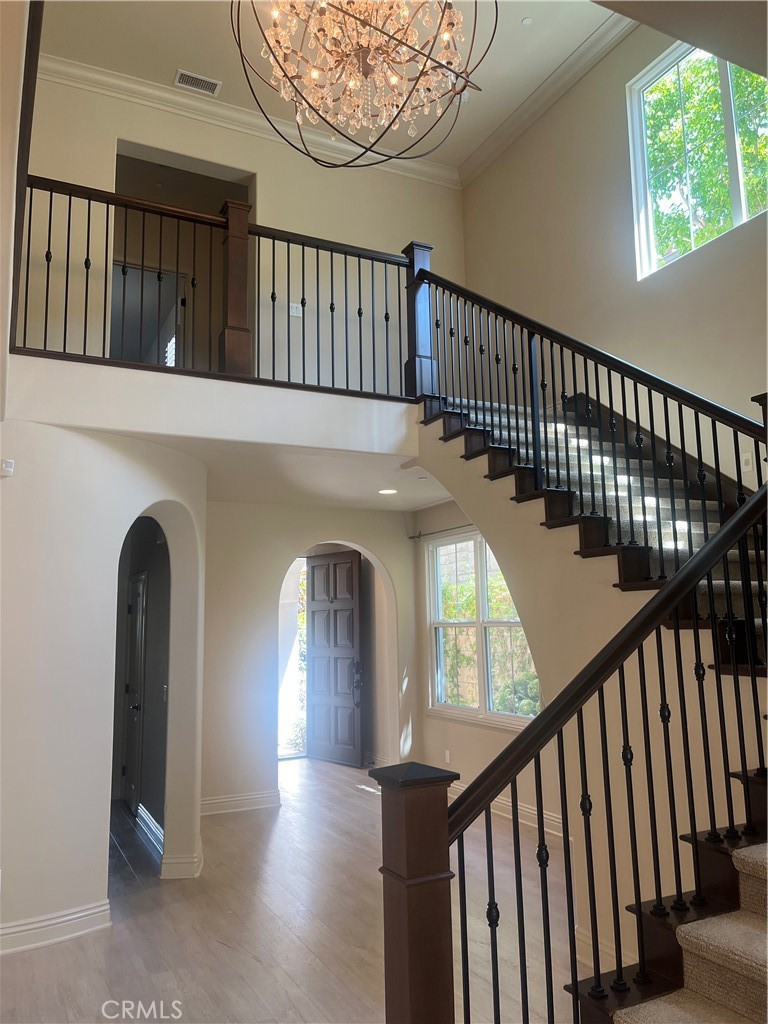 La Cresta - Residential