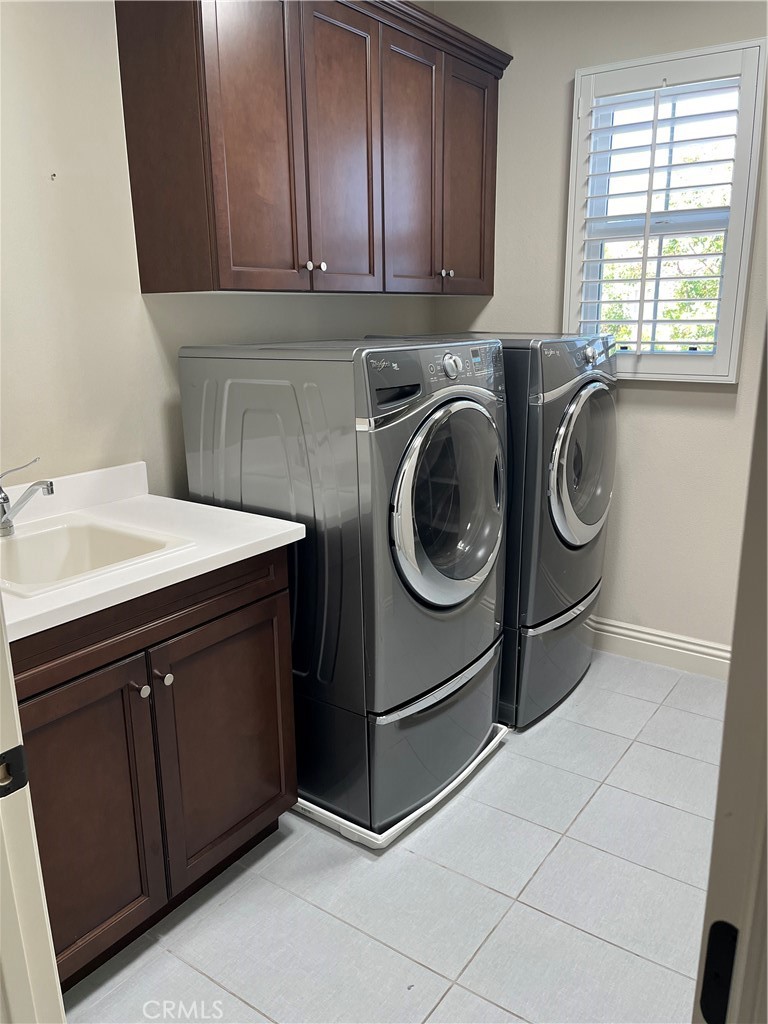 La Cresta - Residential