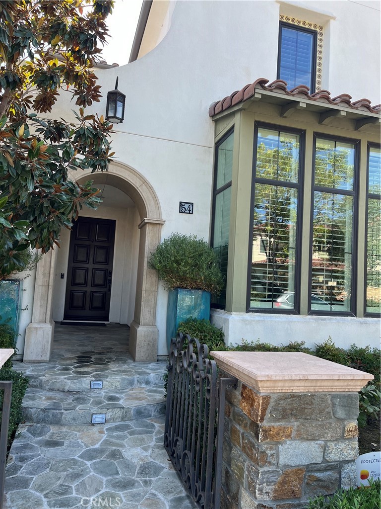 La Cresta - Residential