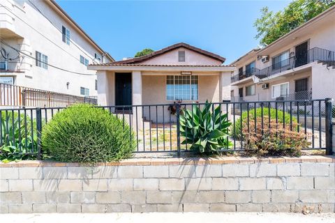 A home in Tujunga