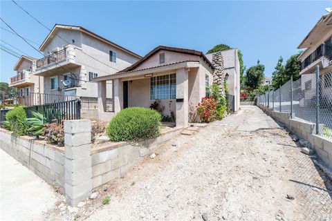 A home in Tujunga