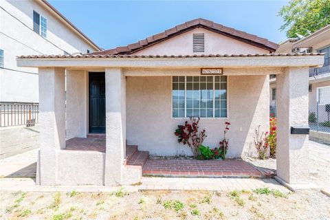 A home in Tujunga