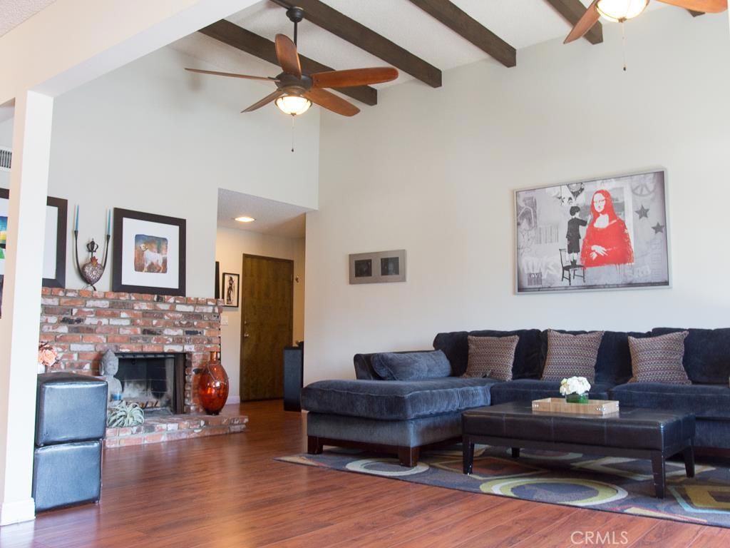 listing image 130721540226024615820
