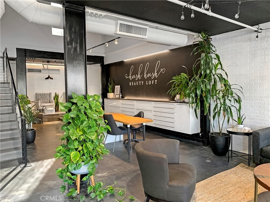 1452 W 9th Street Unit D