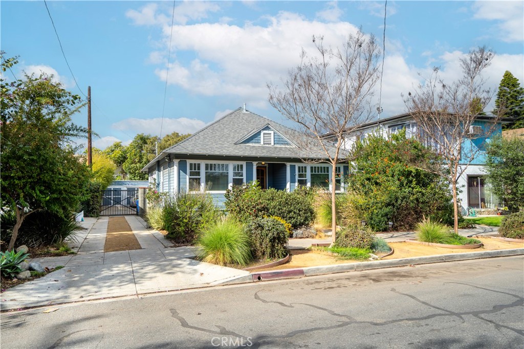 311 Walnut Avenue