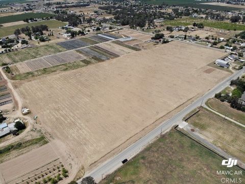 Photo of 17 Acre Lot McKinley & Hayes, Fresno, CA 93723 (MLS # FR24099466) Photo of 17 Acre Lot McKinley & Hayes, Fresno, CA 93723 (MLS # FR24099466)