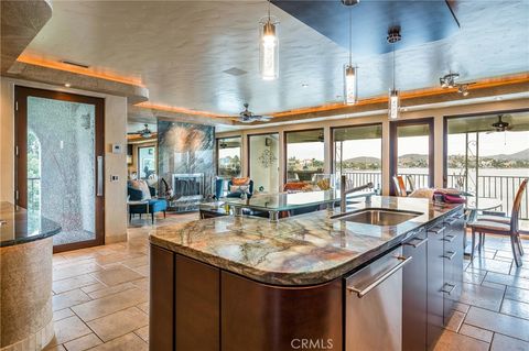 22052 Treasure Island Dr. 36 Canyon Lake CA 92587