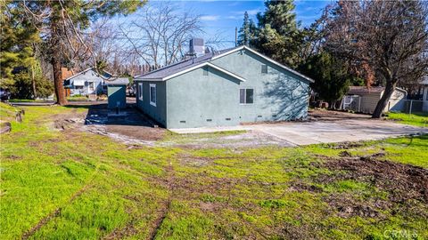 A home in Snelling