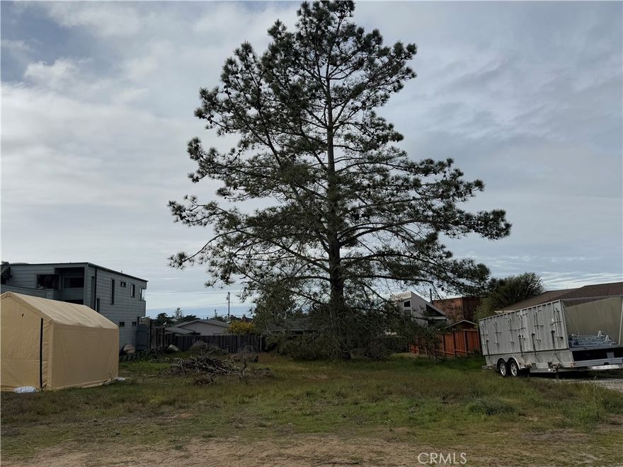 Get ready to build your dream home in the coastal town of Los Osos, #176 on the county's waitlist to build. This triple lot is level and spacious! Start making plans. *Buyer to verify steps to build with SLO County Planning dept.