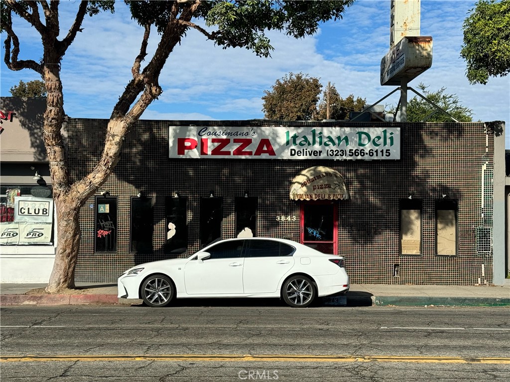For Sale!!! Commercial property in prime South Gate location. Features a retail front situated in a high traffic area right on Tweedy Blvd. *High visibility on a busy street with excellent foot traffic. *Ample public parking at the rear for customers.