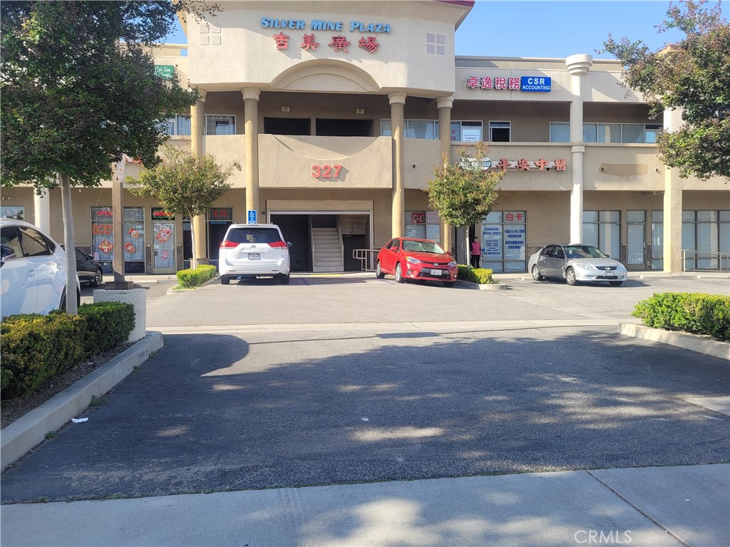 Best location office space in San Gabriel, close to all and great for many types of professional office or show rooms, many parking spaces in this location and off street parking too. This space is on the 2nd floor and there is elevator in this building. Private restroom and central A/C. There is additional unit for lease on the 1st floor too. Don't miss this opportunity to lease in this prime location.