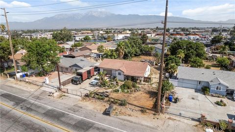 A home in Fontana