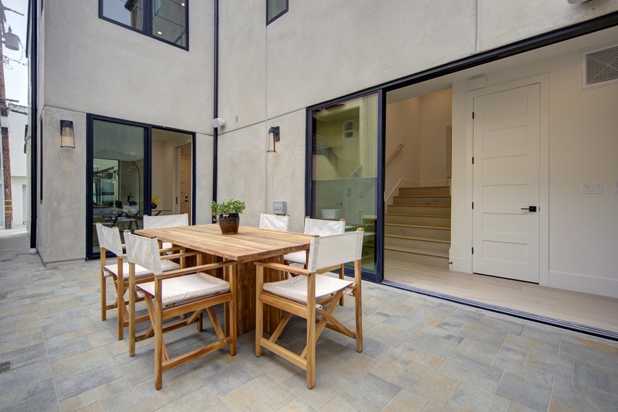 Corona del Mar South of PCH (CDMS) - Residential